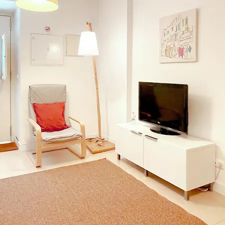 Sweet Bairro Alto - Spacious In Prime Location Lisbona