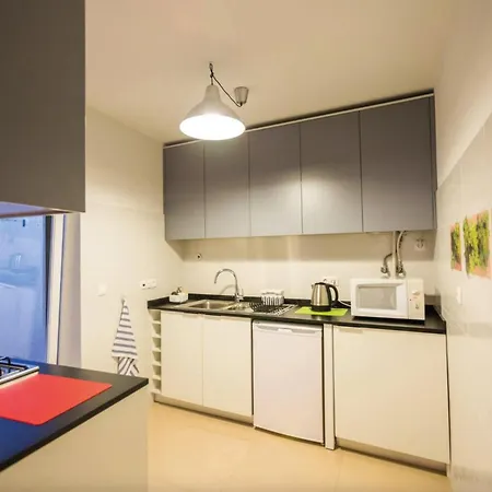 דירה Sweet Bairro Alto - Spacious In Prime Location *